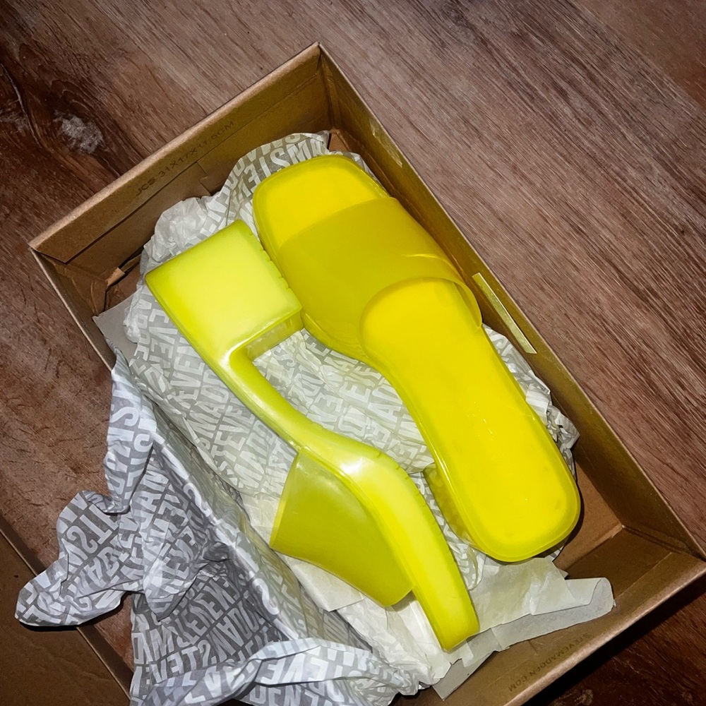 Steve Madden Yellow Heels